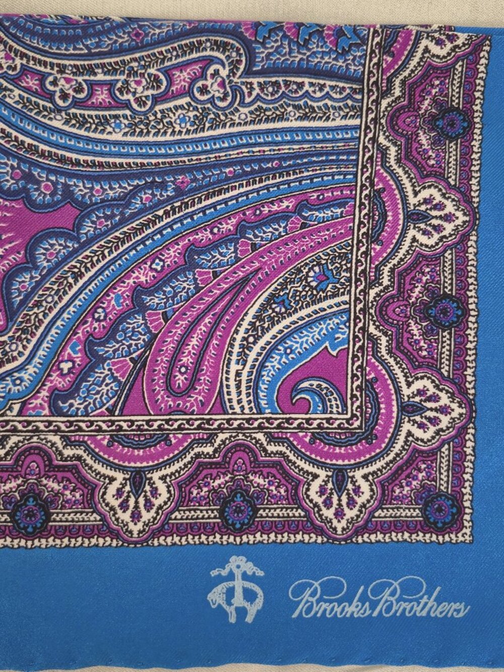 New Brooks Brothers Silk Pocket Square Pink Blue Paisley Italy